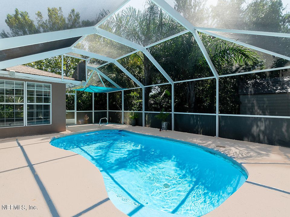 1st image of 723 BAHIA Drive