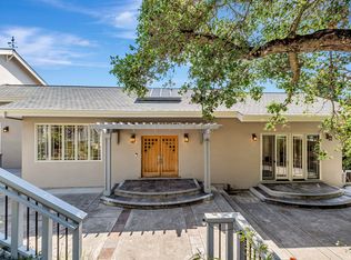10858 W Loyola Dr, Los Altos Hills, CA 94024