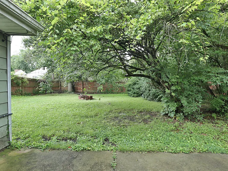2353 Hanna Dr — Photo 30