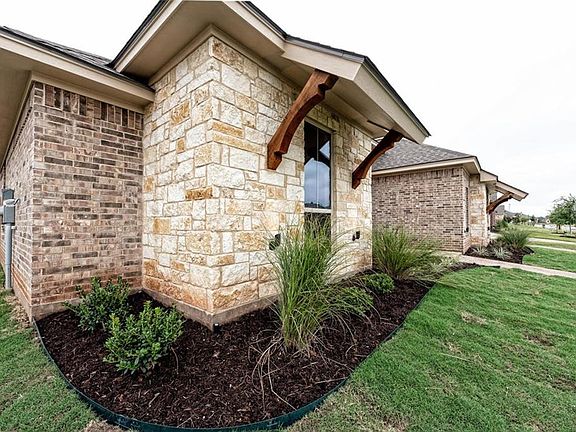 3rd image of 2309 Therese Dr