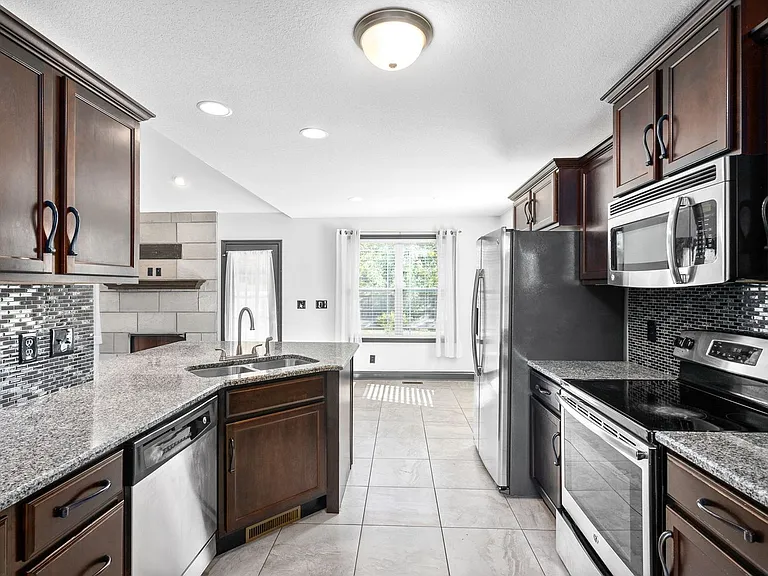 1483 Brew Moss Dr — Photo 15