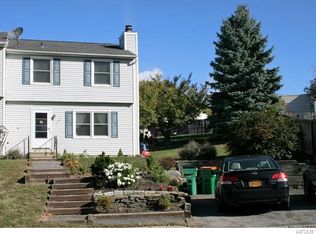 207 Fishkill Lndg, Beacon, NY 12508