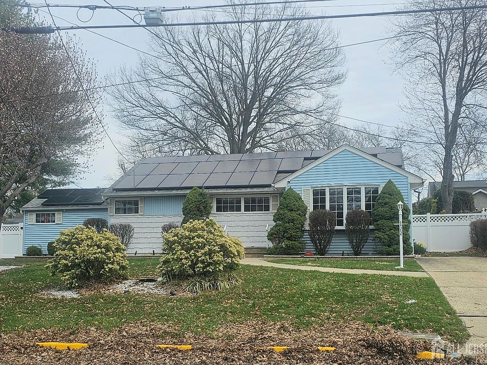 1st image of 122 Spear St