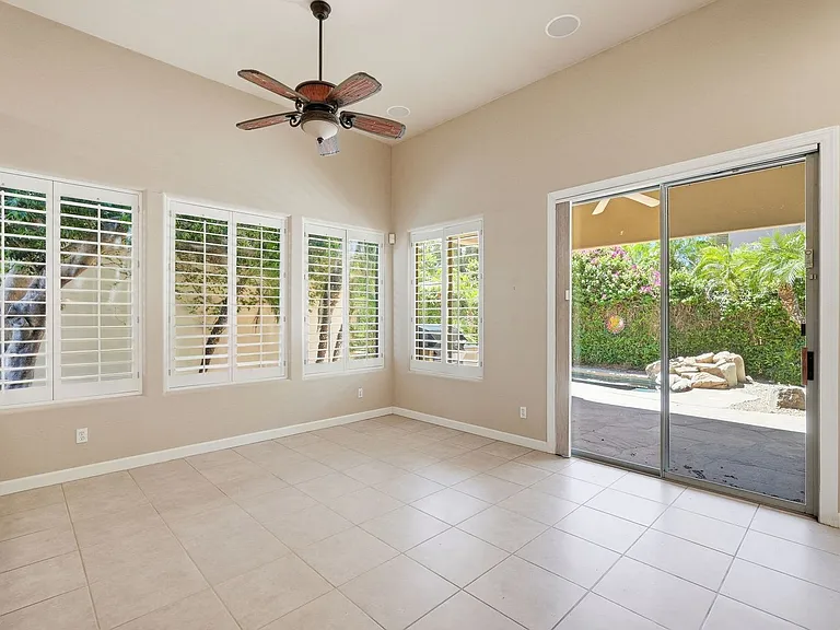 7369 E Del Acero Dr — Photo 16