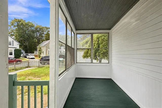 2 bed, 960 sqft, $2,350 — Photo 3