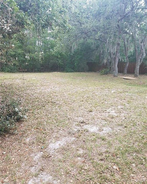 2nd image of 3423 Goldenhills St