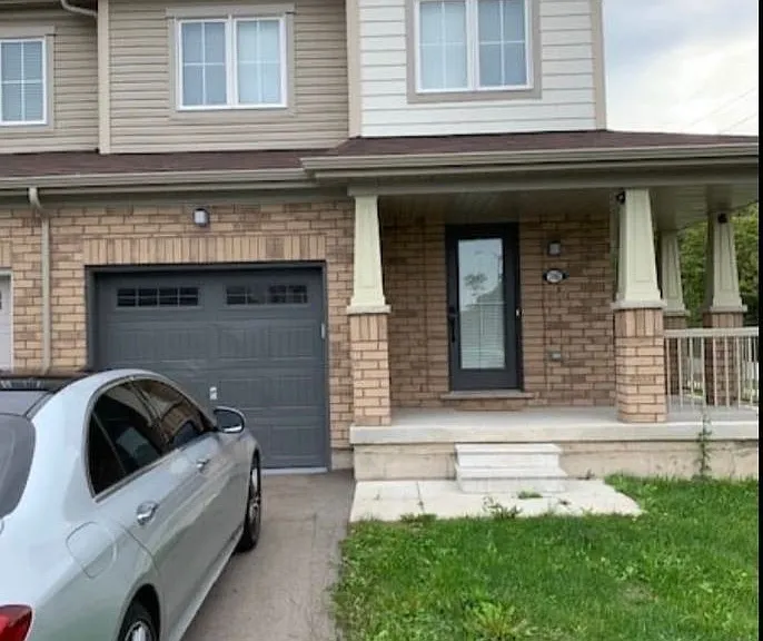 7740 White Pine Cres — Photo 1