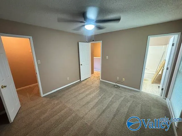 389 Oakland Rd — Photo 24