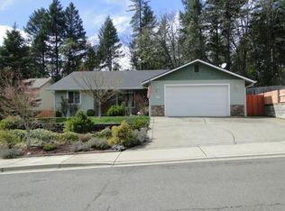 280 Mountain Valley Way, Cave Junction, OR 97523
