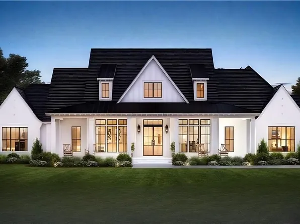 1822 Silver Hill Rd, Stone Mountain, GA 30087