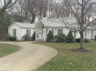 85 Overwood Rd, Akron, OH 44313