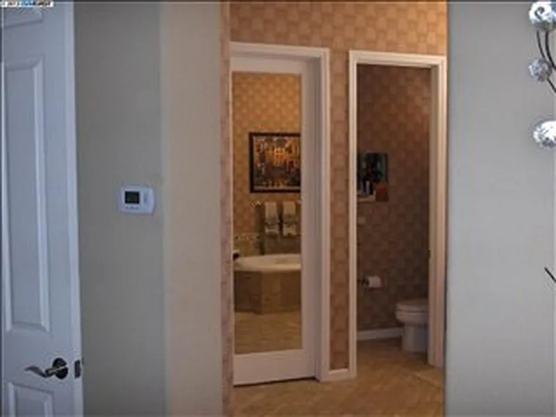 Thumbnail 13