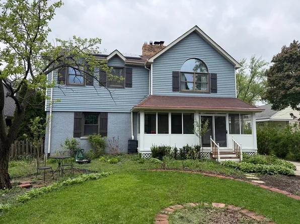 5612 S County Line Rd, Hinsdale, IL 60521