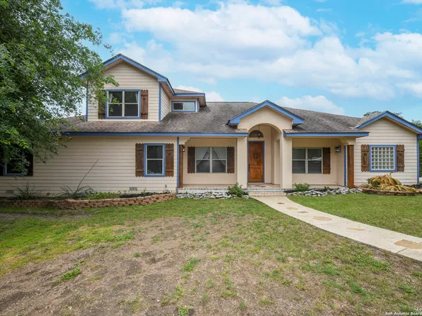 110 COUNTY ROAD 2740, Mico, TX 78056
