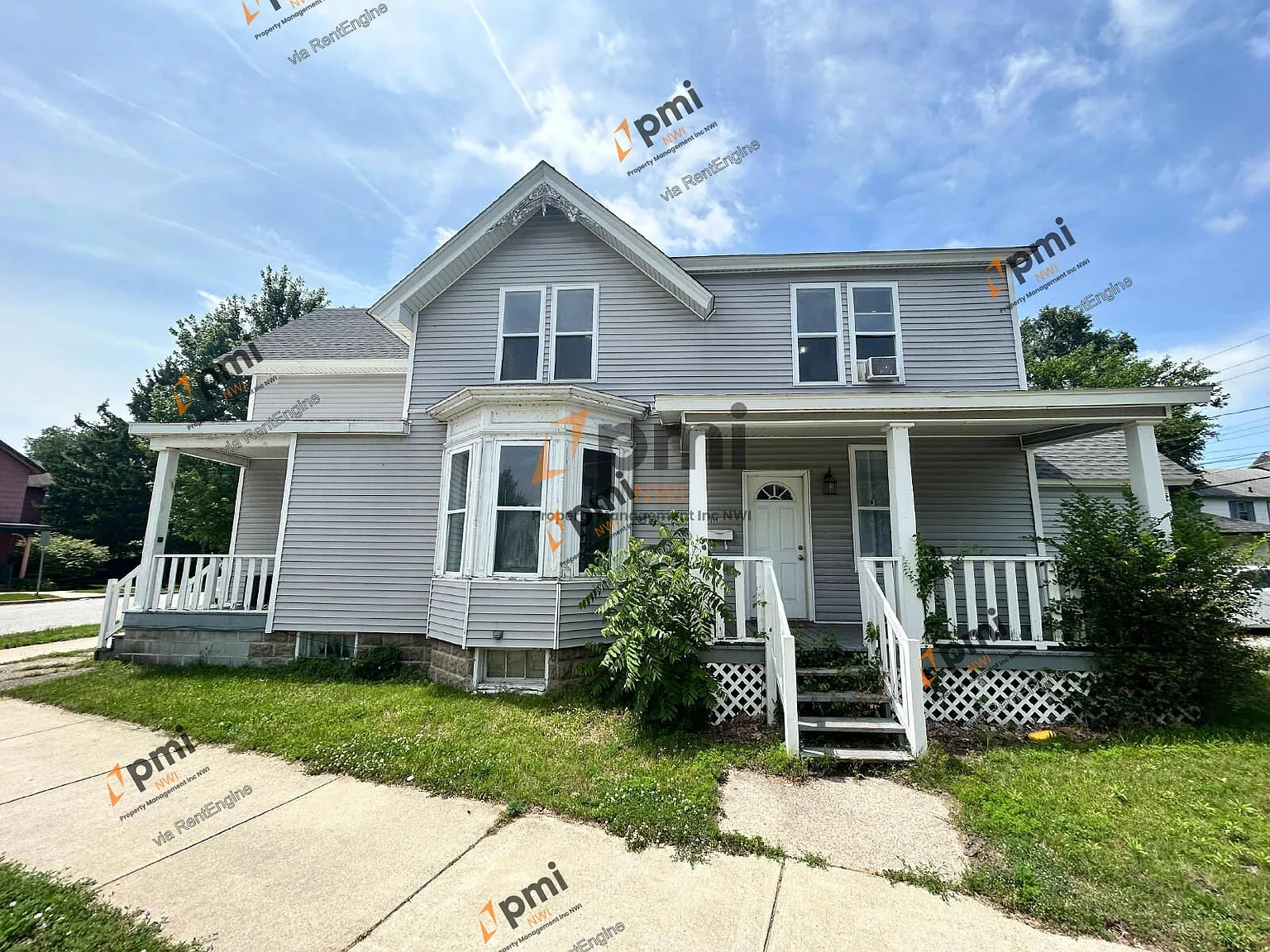 2 bed, 1.0 bath, 850 sqft, $1,050 — Photo 2