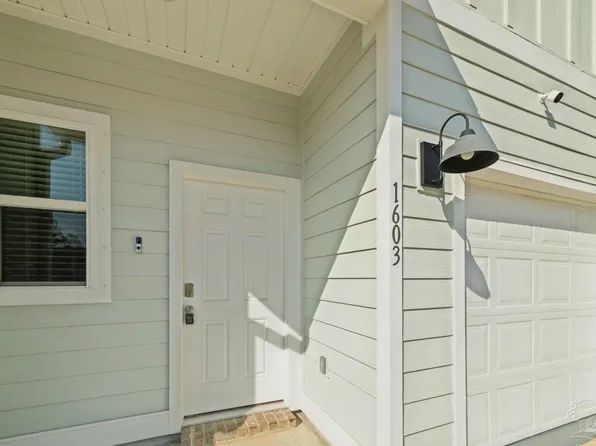 1603 Iroquois Ct, Pensacola, FL 32534