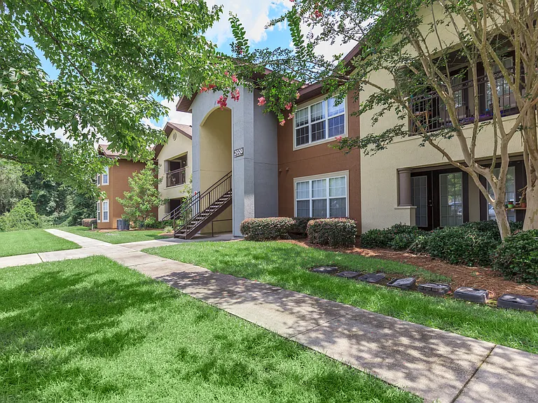 Westcott Apartments — Photo 4
