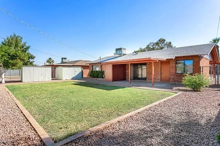 7308 E Sheridan St — Photo 3