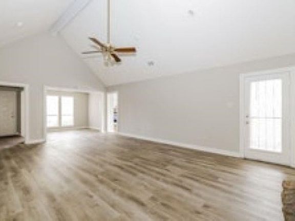 5th image of 8279 Hardwood Cv