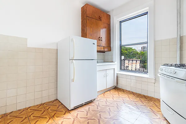 Rented by Compass | media 5