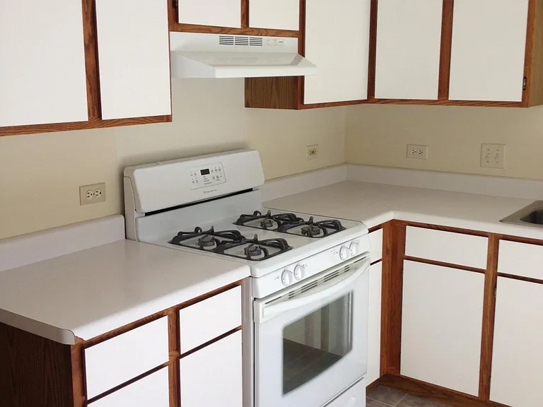 1005 Spafford St #B — Photo 7