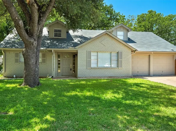 857 Dianna Ave, Hurst, TX 76053