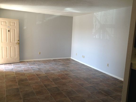 5th image of 2330 West Lone Cactus