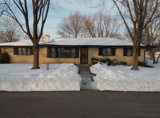 1415 Carolyn Ct, Belvidere, IL 61008