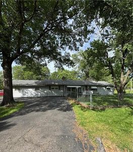 209 S 4th St, Arma, KS, 66712