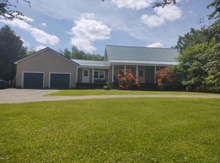 523 Cribbs Rd, Poyntelle, PA 18454
