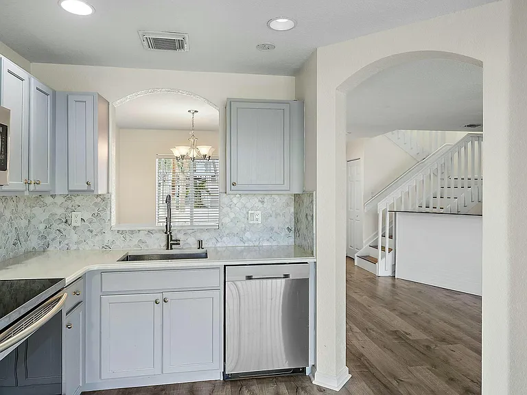 6606 Sandy Bank Ter — Photo 8