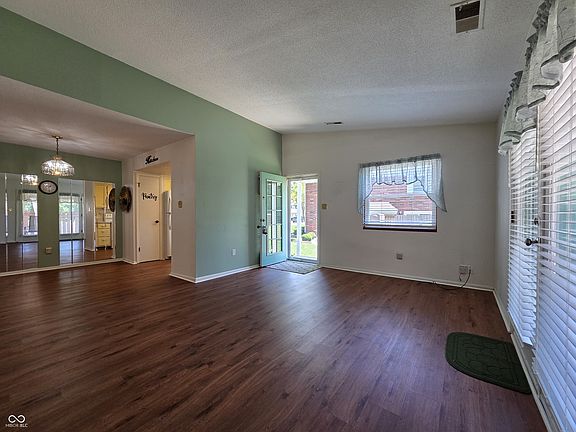 4th image of 2913 Country Estates Dr #2913