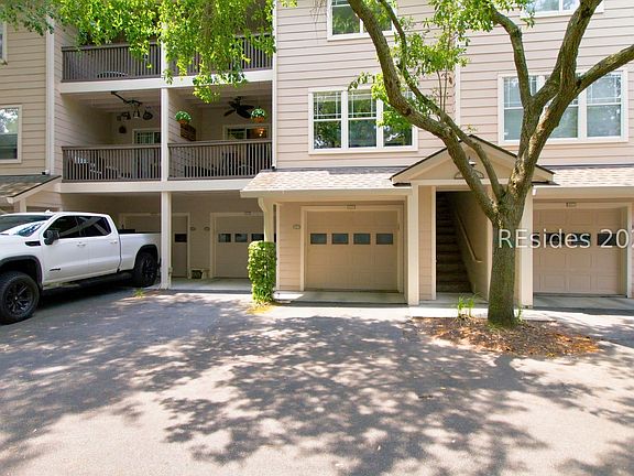 4th image of 30 Paddle Boat Lane UNIT 405