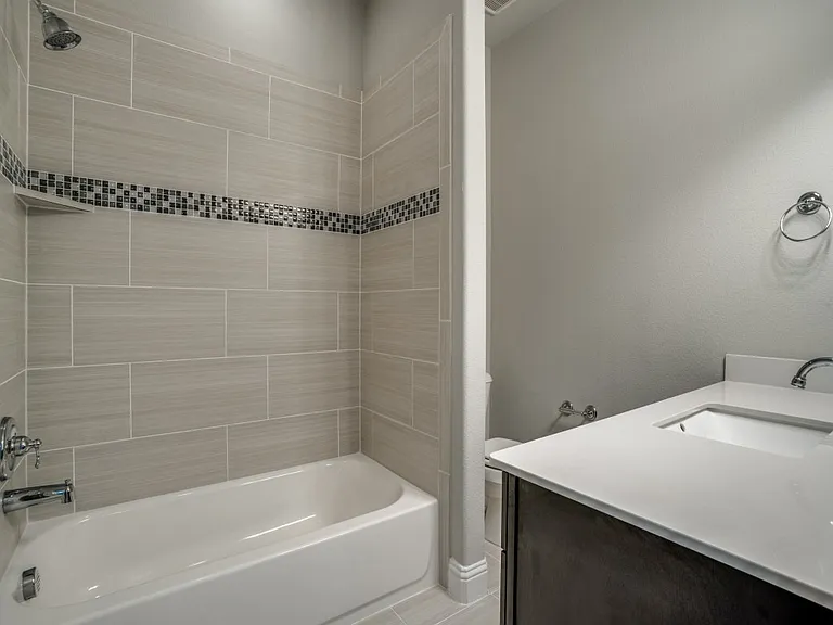 6120 Rilla St — Photo 15