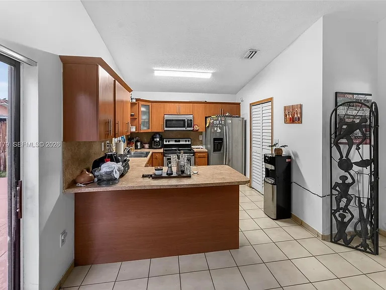 5274 SW 145th Ave — Photo 38