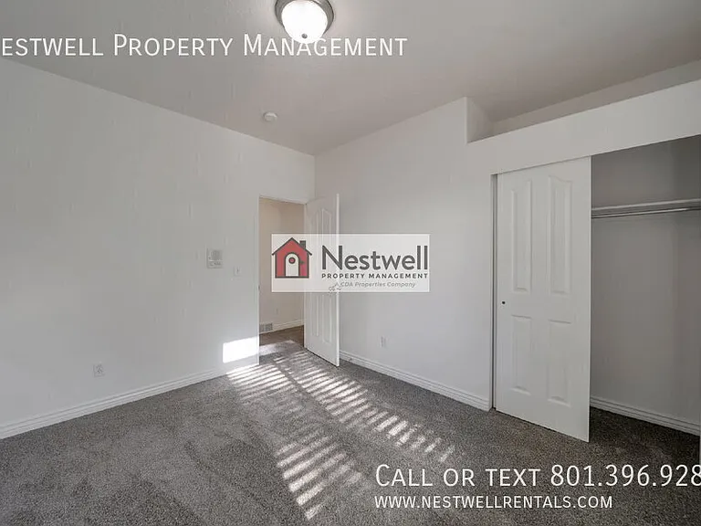 481 E Lana Ct — Photo 31
