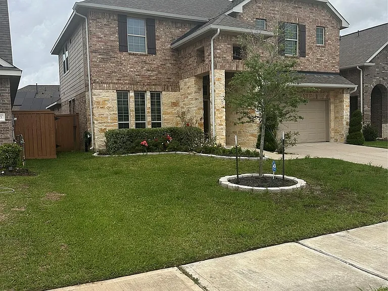1617 Darwin Cedar Dr — Photo 2