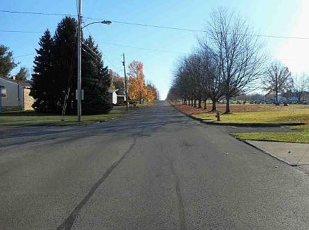 5th image of 700 Sanderson Ave