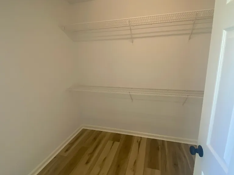 4417 E Clayton Ct — Photo 17