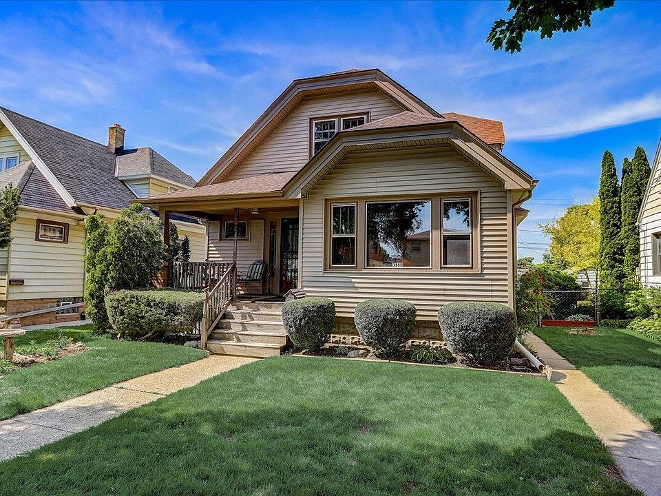1st image of 3860 E Holmes Ave