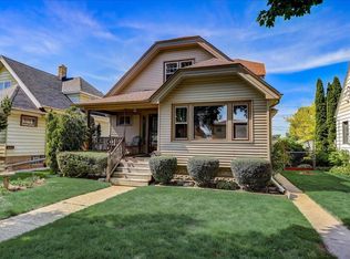 3860 E Holmes Ave, Cudahy, WI 53110