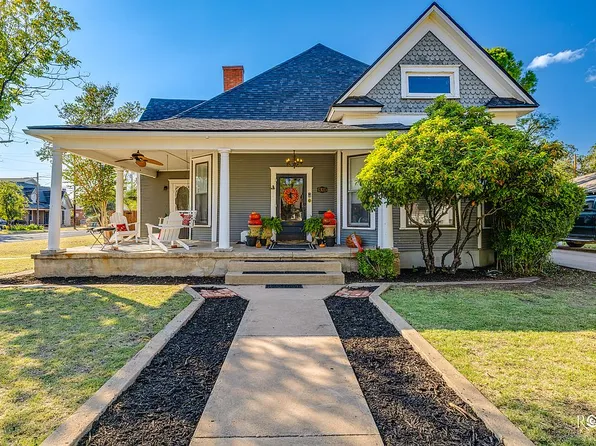 1325 S David St, San Angelo, TX 76903