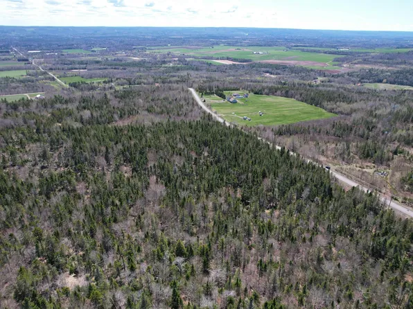 Stronach Mountain Rd, Annapolis, NS B0P 1R0