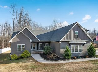 8402 Spearman Rd, Reidsville, NC 27320