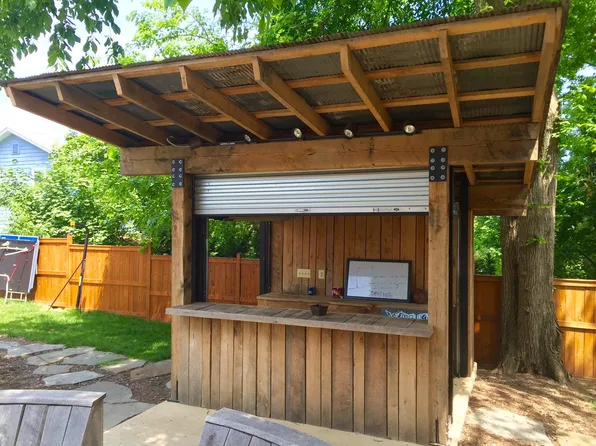 2606 N Pershing Dr #A, Arlington, VA 22201