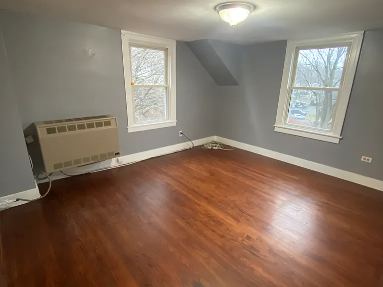 174 Echo Lake Rd #2 — Photo 8