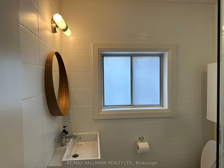 595 Saint Clair Ave W #16 — Photo 20
