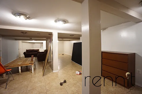 Rented by Rennit Inc. | media 22