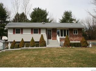 5 Franklin Ln, Otisville, NY