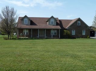 121 Monroe Ln, Cynthiana, KY 41031